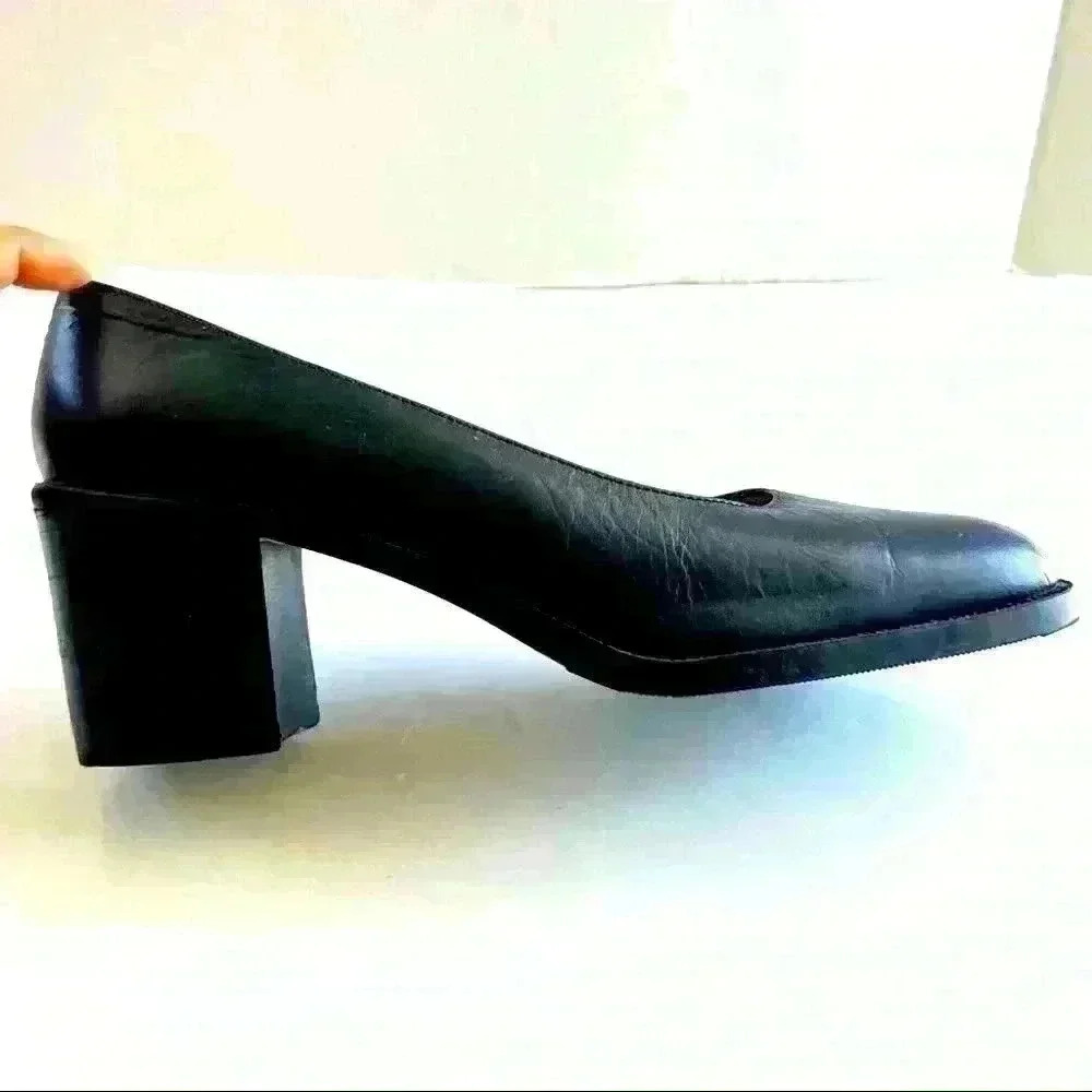 VIA MODA BLACK LEATHER ROUND  TOE BLOCK HEEL SHOES SIZE 40
